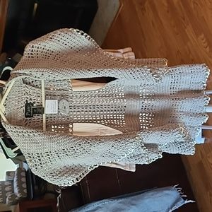 Pure Handknit Crochet Sweater Vest With Metalic Ring Accent Size Small